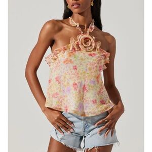 NWT ASTR Alix Floral Rosette Top Size XS